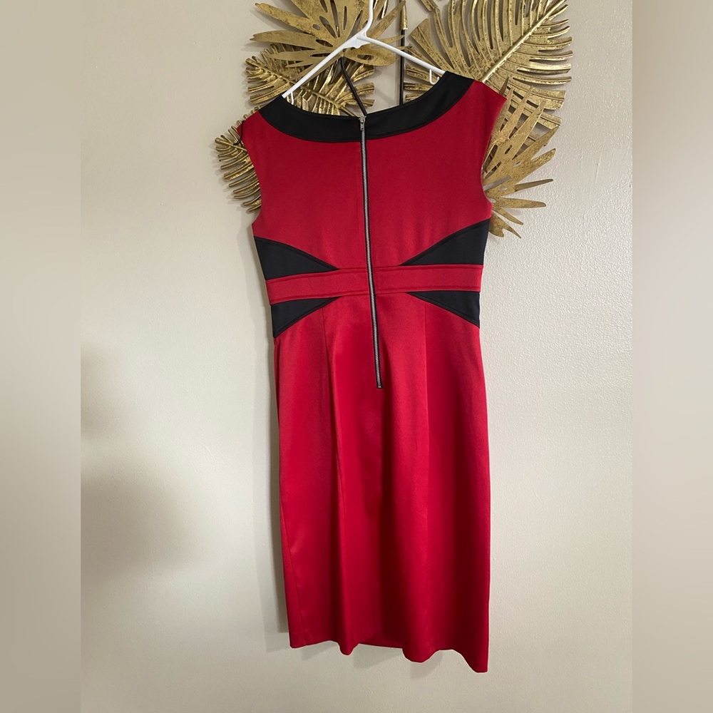 London Times Red and Black Midi Dress - Picture 2 of 3